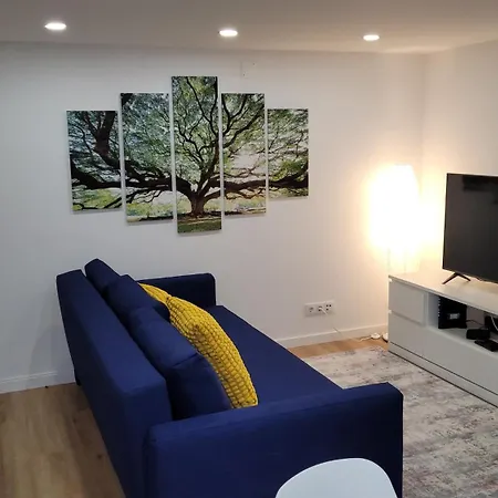 Apartment Cr5 *